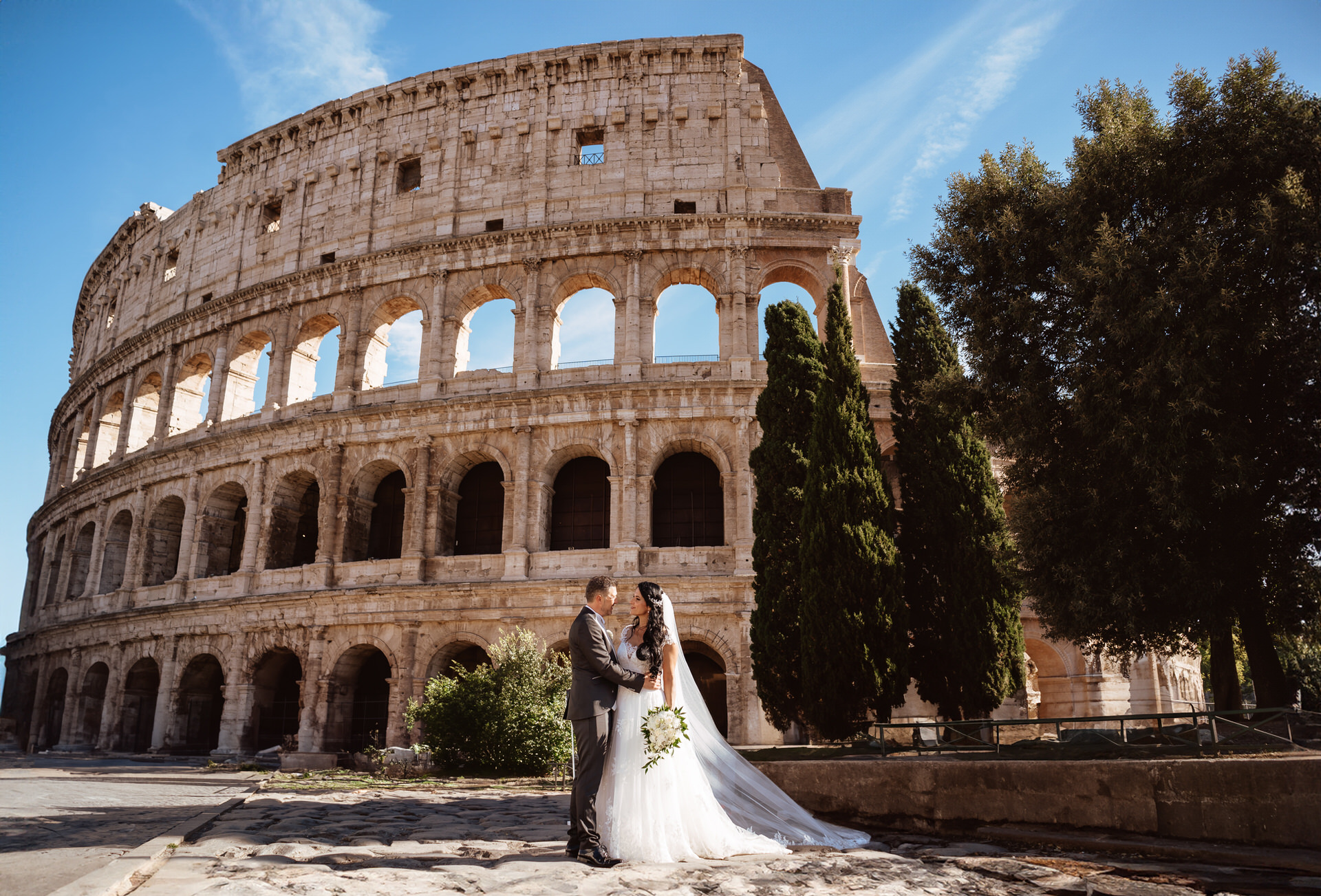 fotografo di matrimonio a roma, servizio esterna al colosseo